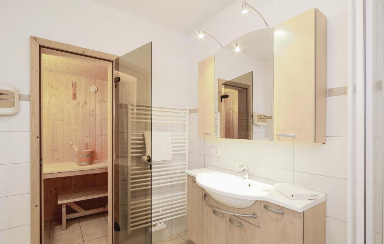 Beautiful Apartment In Rechlin With Sauna Extérieur photo