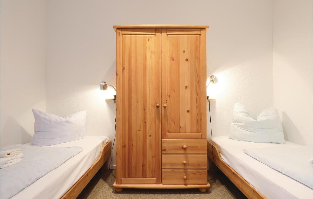 Beautiful Apartment In Rechlin With Sauna Extérieur photo